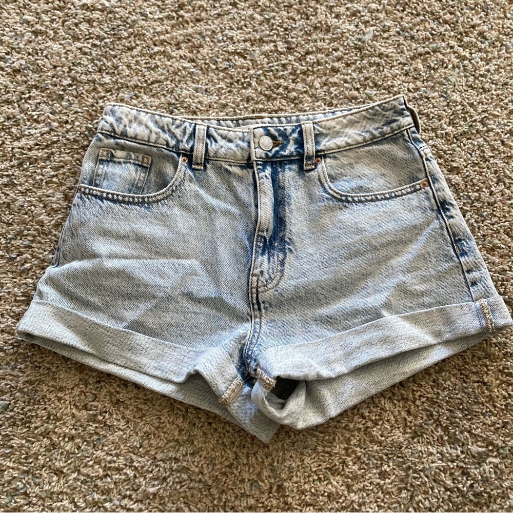 PacSun Light Blue Denim Mom Shorts Sz 27